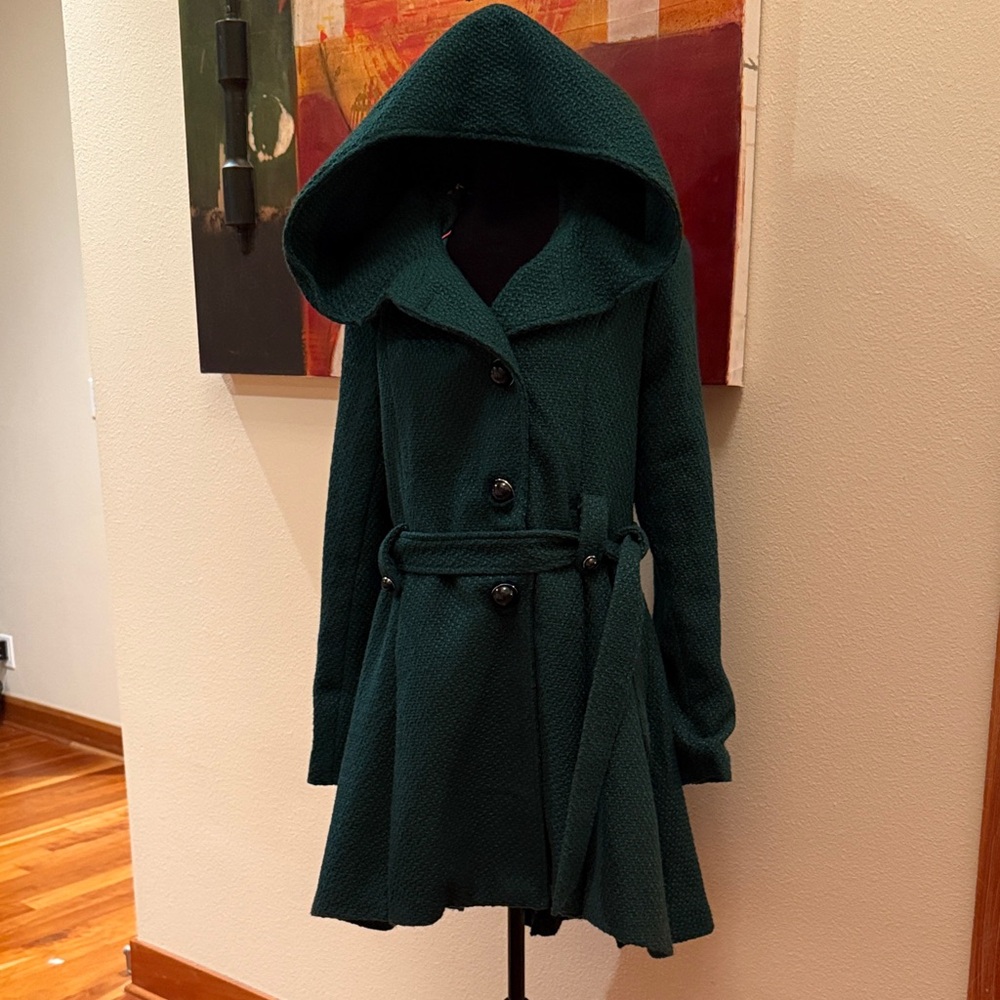 Elegant Green Hooded Coat, By Steve Madden